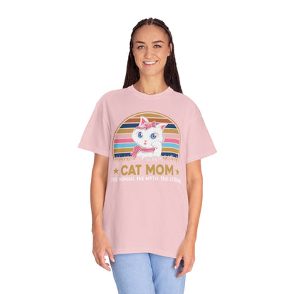Cat Mom - T-Shirt