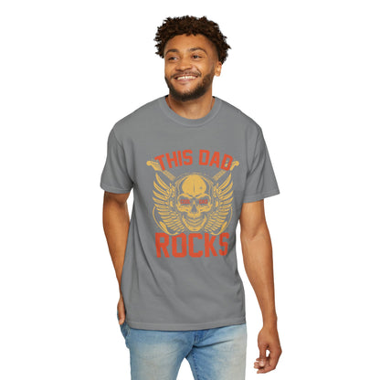 This Dad Rocks Dad - T-Shirt