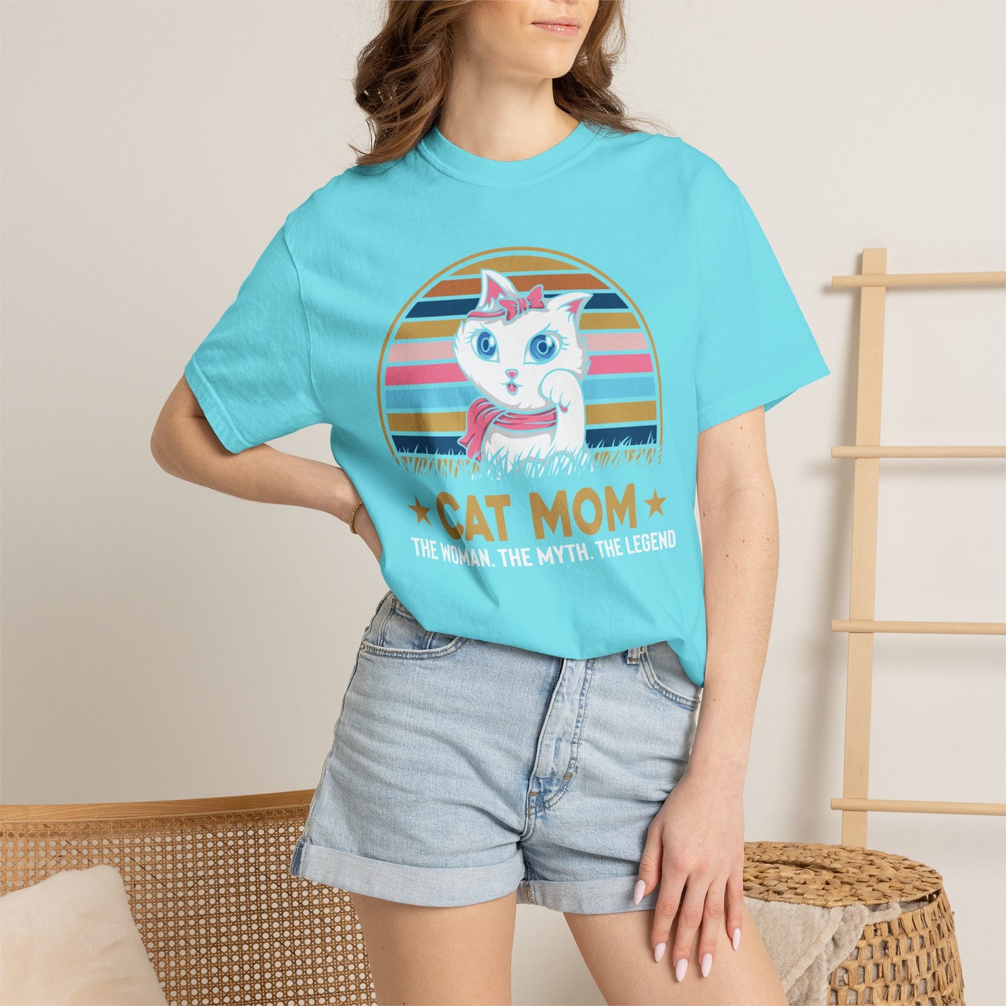 Cat Mom - T-Shirt