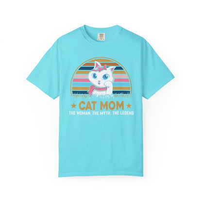 Cat Mom - T-Shirt