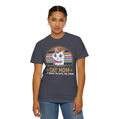 Cat Mom - T-Shirt