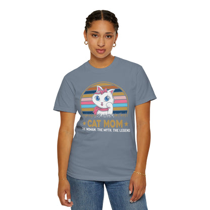 Cat Mom - T-Shirt