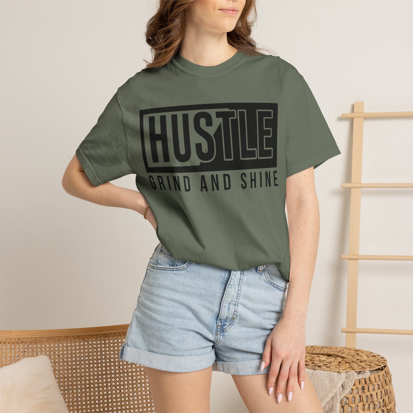 Hustle - T-Shirt