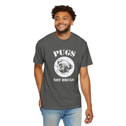 Pugs Not Drugs Dogs - T-Shirt