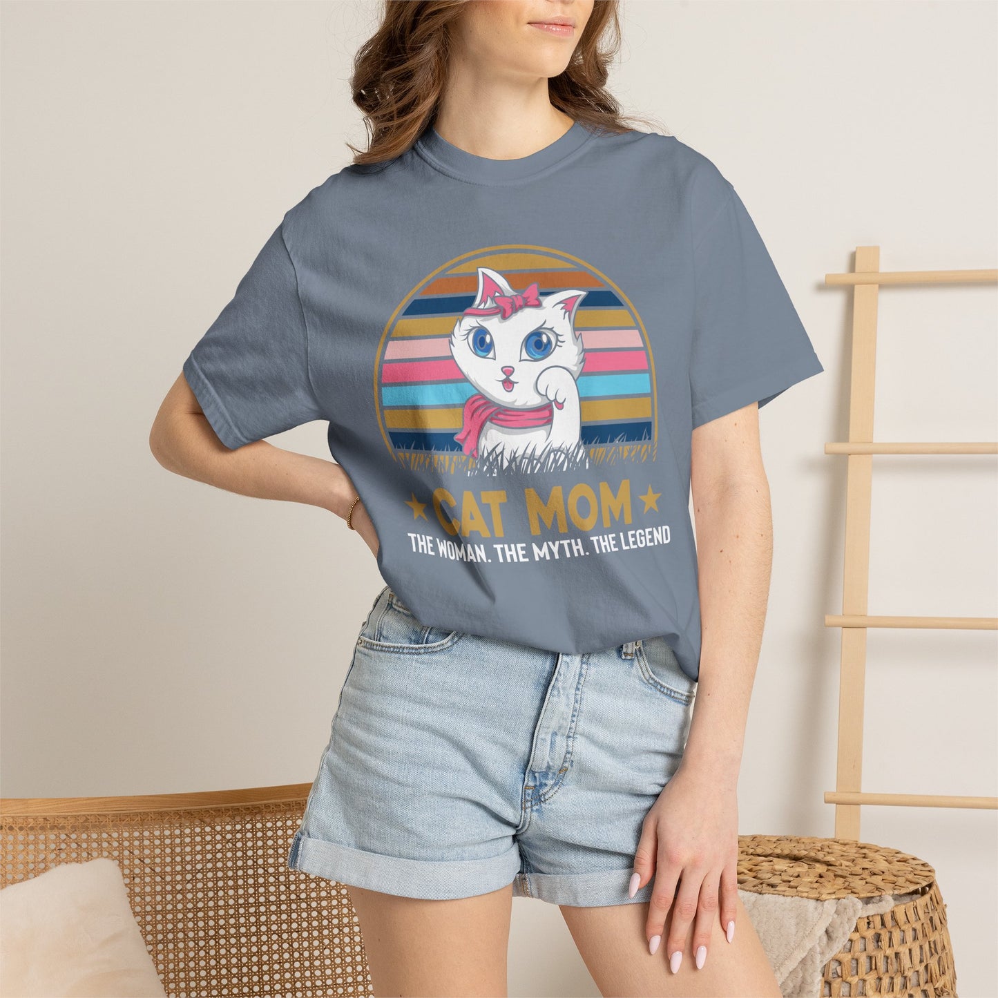 Cat Mom - T-Shirt