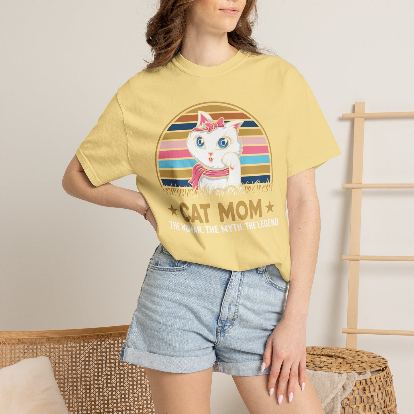 Cat Mom - T-Shirt