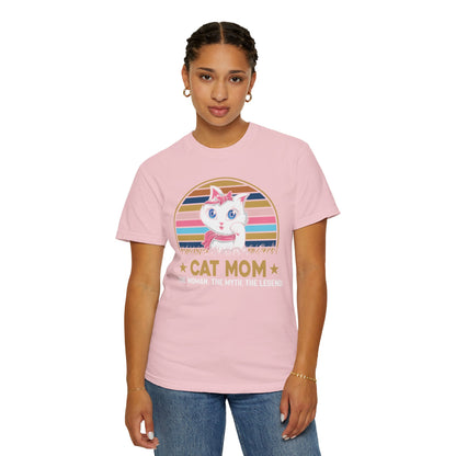 Cat Mom - T-Shirt