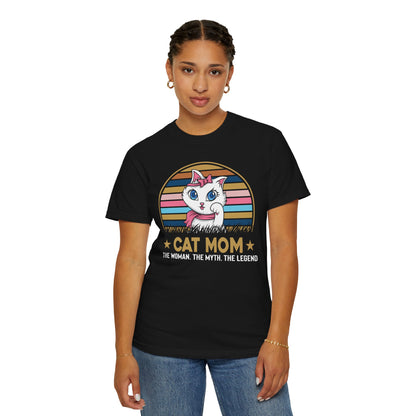 Cat Mom - T-Shirt