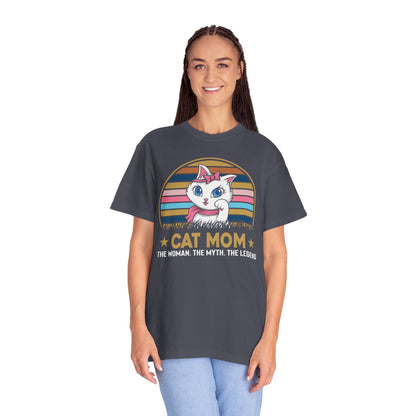 Cat Mom - T-Shirt