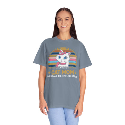 Cat Mom - T-Shirt