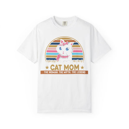 Cat Mom - T-Shirt