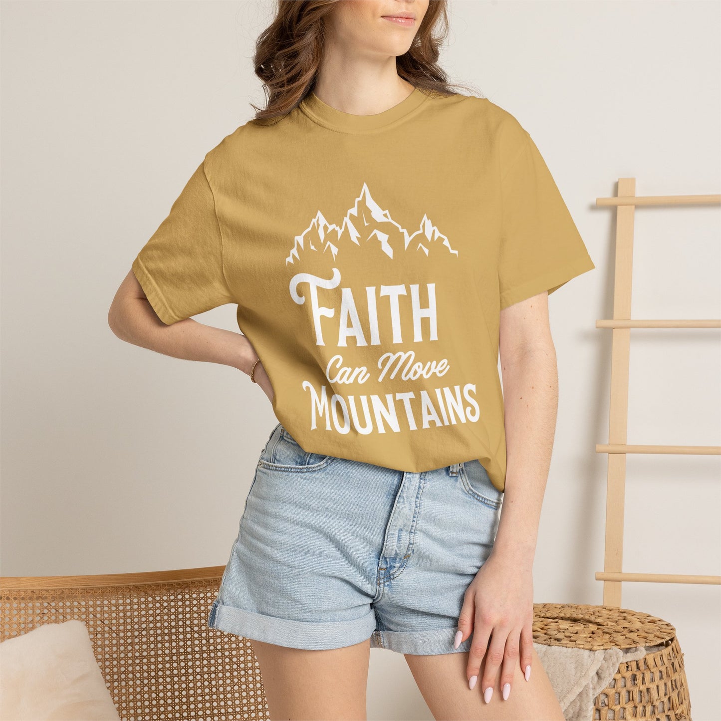 Faith Mountains Christian - T-Shirt