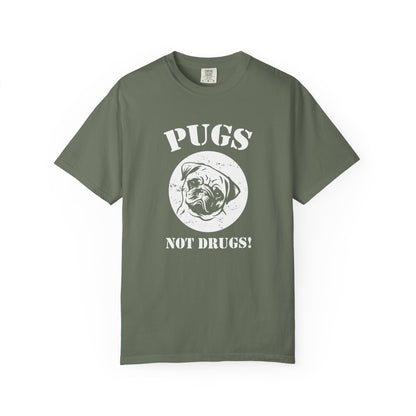 Pugs Not Drugs Dogs - T-Shirt