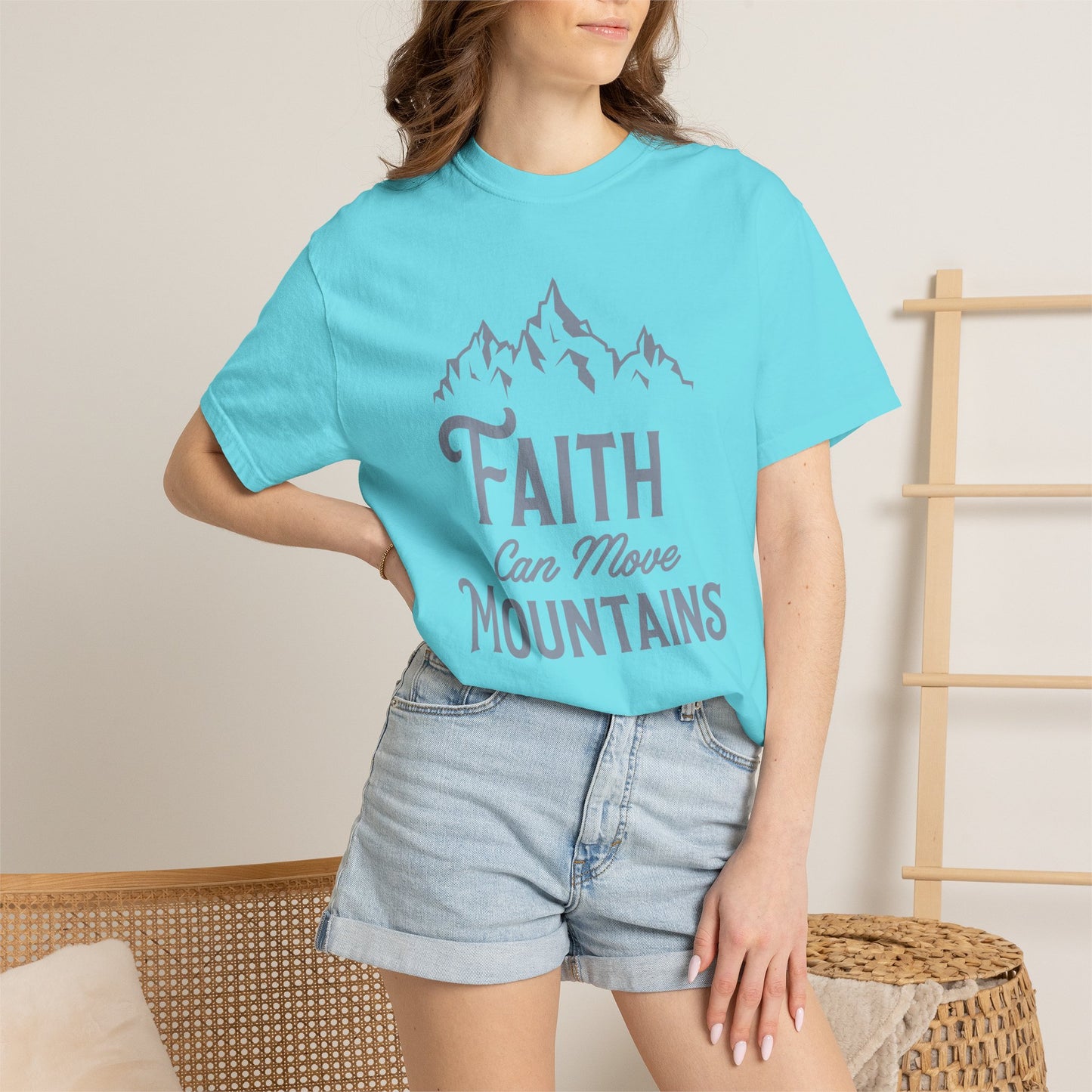 Faith Mountains Christian - T-Shirt