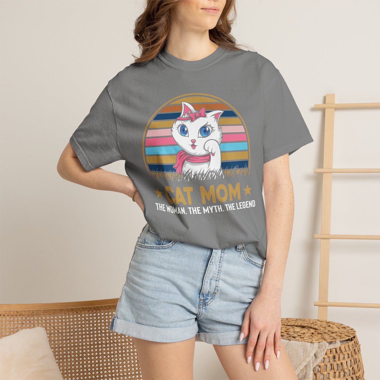 Cat Mom - T-Shirt