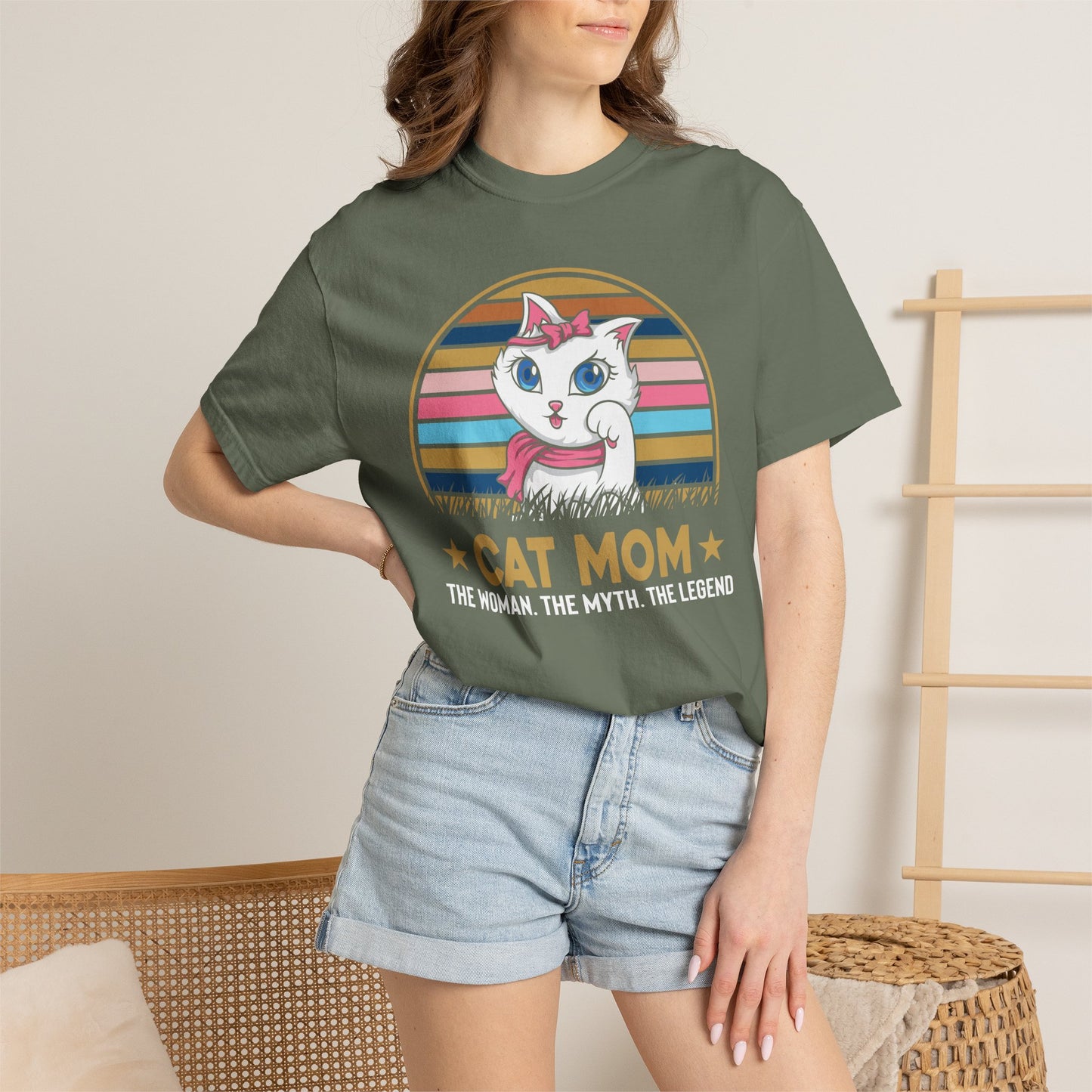 Cat Mom - T-Shirt