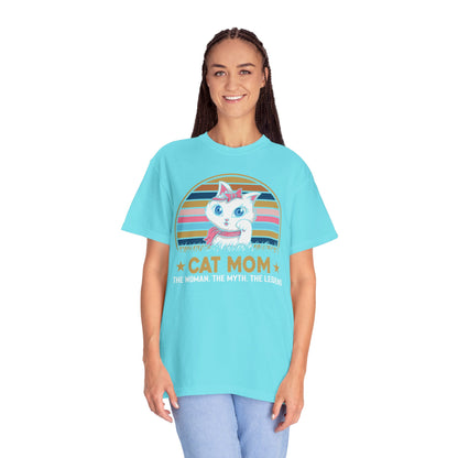 Cat Mom - T-Shirt