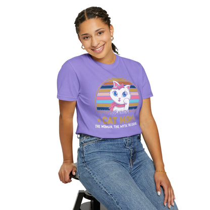 Cat Mom - T-Shirt