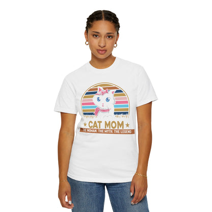 Cat Mom - T-Shirt