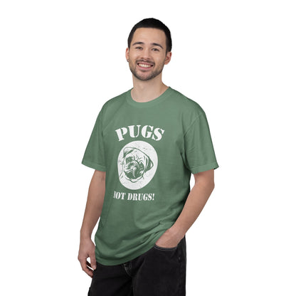 Pugs Not Drugs Dogs - T-Shirt