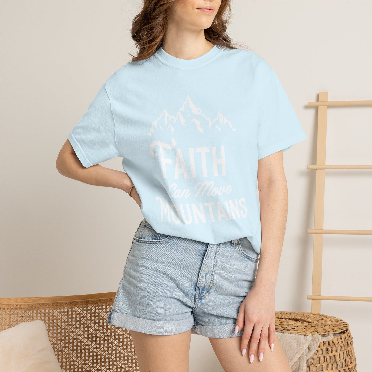 Faith Mountains Christian - T-Shirt