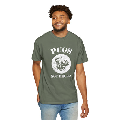 Pugs Not Drugs Dogs - T-Shirt
